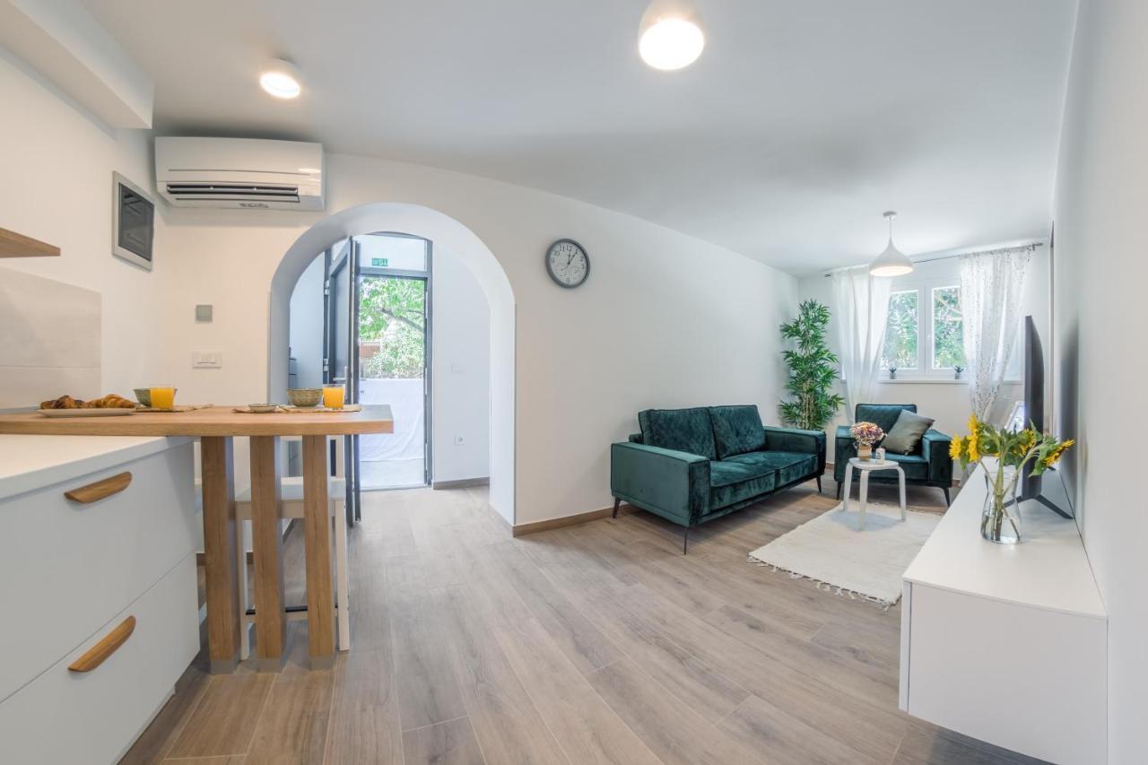 Apartment Norah With Private Parking Πούλα Εξωτερικό φωτογραφία